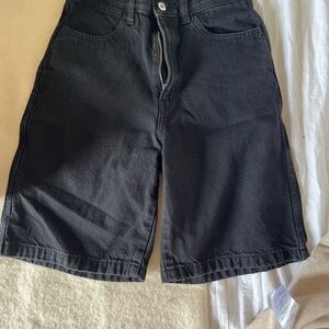 Uniqlo women’s Black Denim Shorts